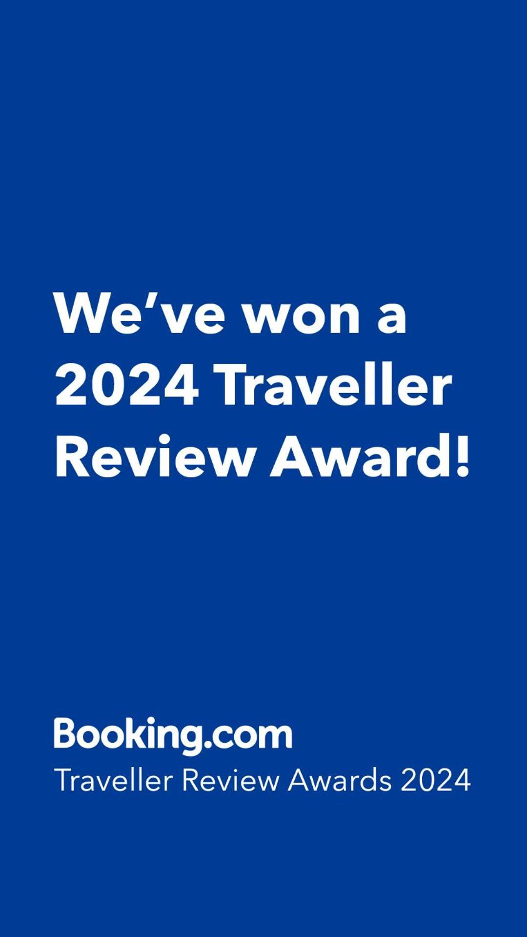 埃尔莫波利斯Solo Traveler公寓 外观 照片